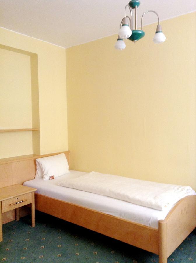 Hotel Garni Bad Schallerbach Zewnętrze zdjęcie